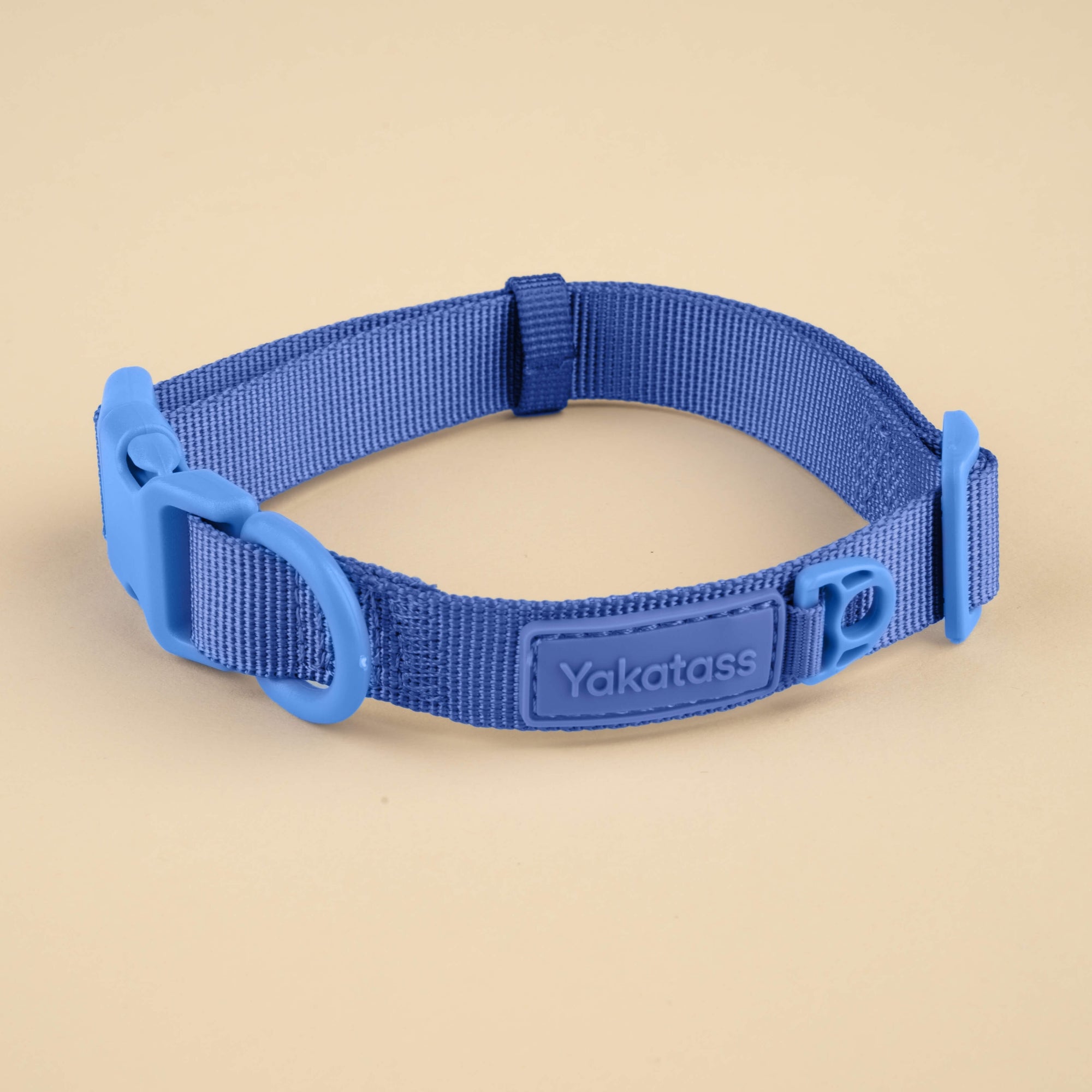 Ljusblått halsband 