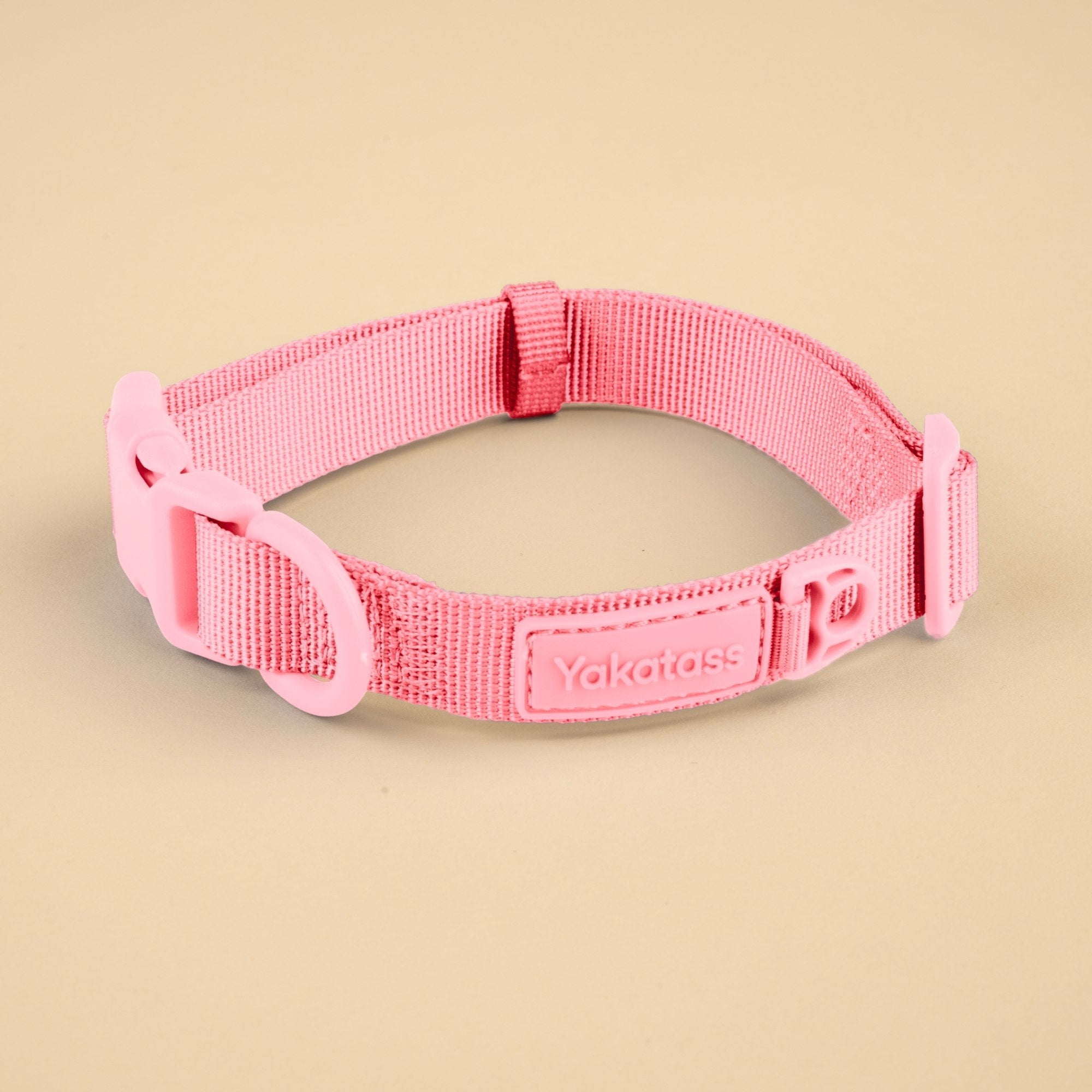 Rosa halsbånd
